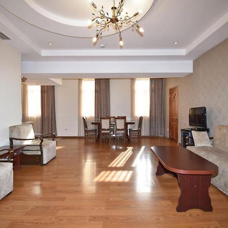 Abovyan Street 16, Apartment No 24 Yerevan Exterior photo