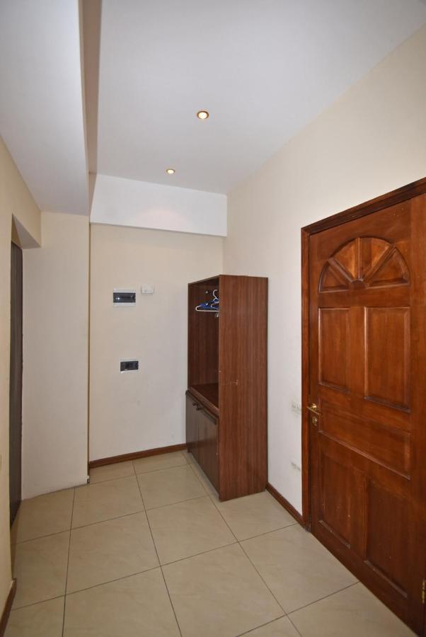 Abovyan Street 16, Apartment No 24 Yerevan Exterior photo